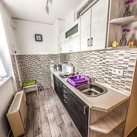 Abakusz Apartman2 *